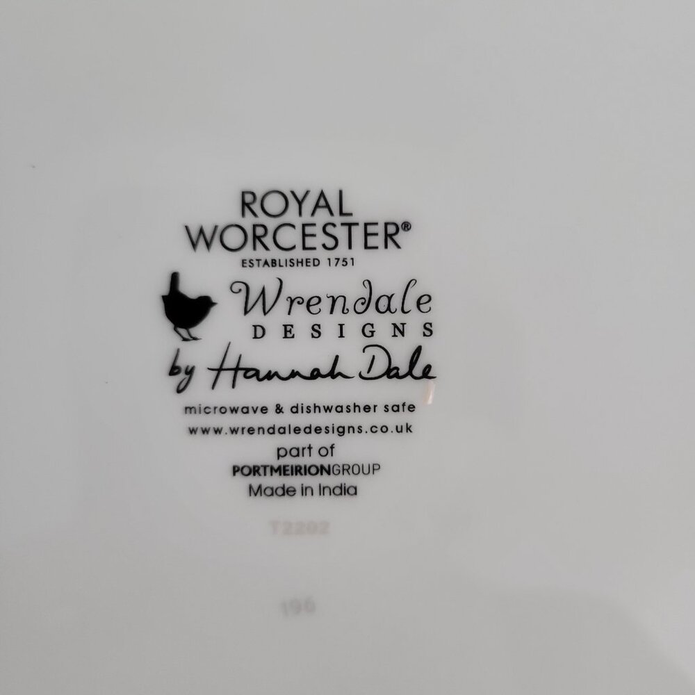 Royal Worcester Wrendale Christmas Fox, Rabbit, Snowman SquarePlate Hannah Dale - Picture 5 of 11